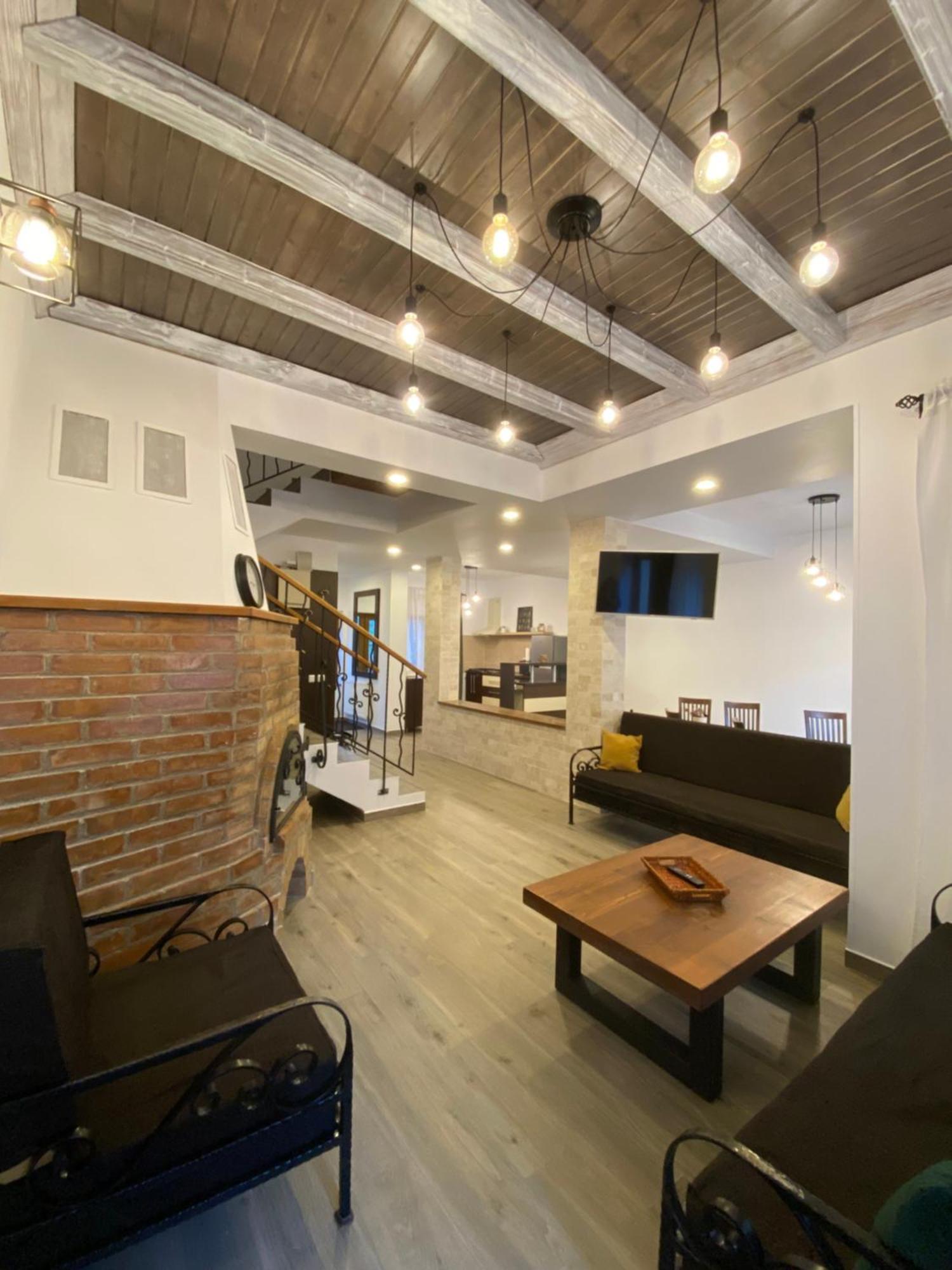 Apartment Dani Sinaia